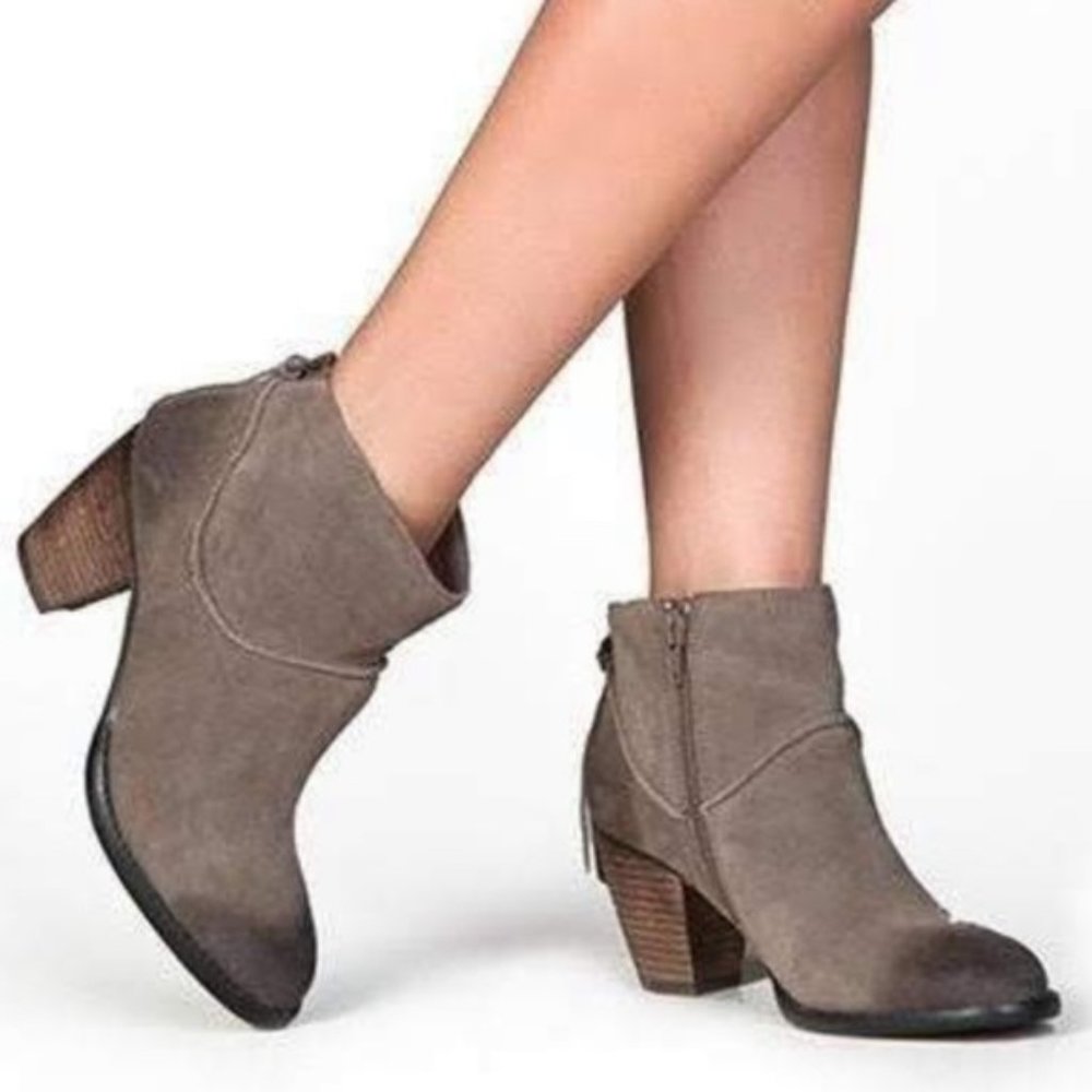 Steve Madden Milaan Leather Suede Heeled Ankle Bootie -EUC